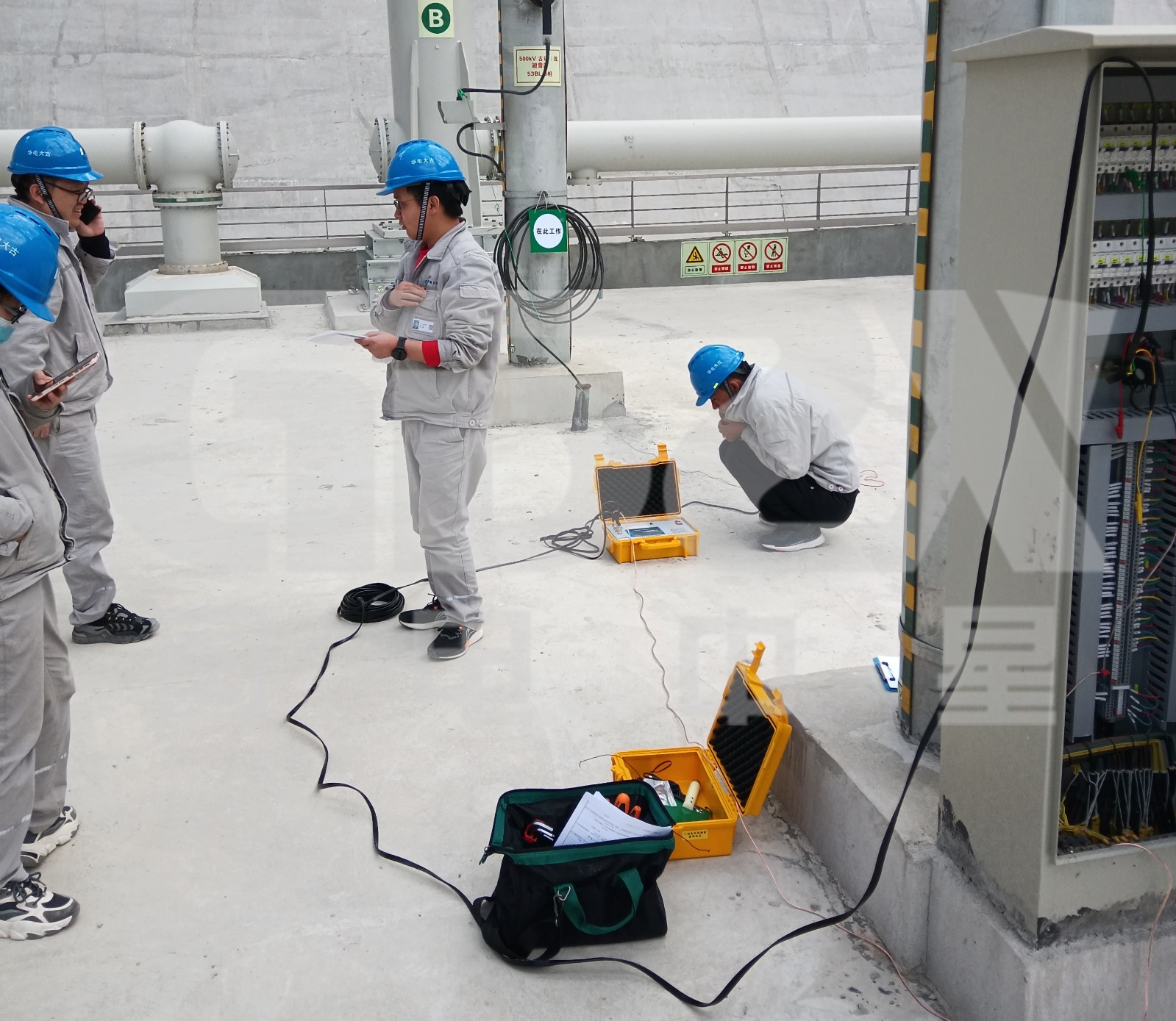 檢驗設(shè)備.jpg 檢驗設(shè)備.jpg